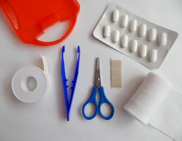 first-aid-gaa78de07a_640 (1)
